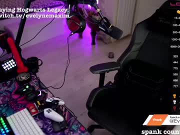 webcam girl evelyne92 capture image #5180665
