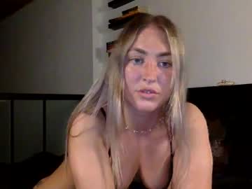 webcam girl summerbaby1111 capture image #5635676