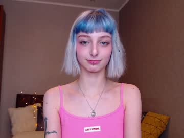 webcam girl lit1le_kitty_ capture image #1330130