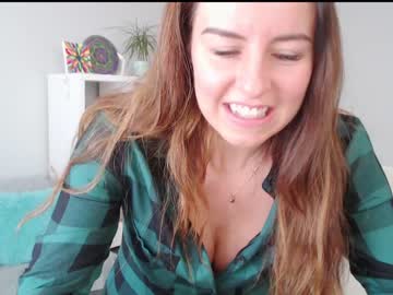 webcam girl emerald_kittycat capture image #1453830