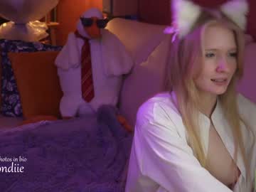 webcam girl bestblondiiecb capture image #5217040