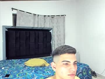 webcam man handsome_fuck_wildboys_hot capture image #2321351