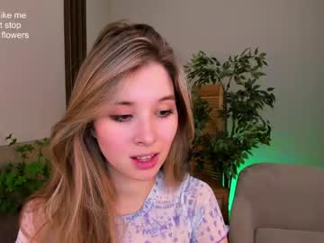 webcam girl milablush capture image #5007404