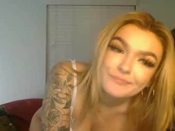 webcam girl emilynoah00 capture image #2315134