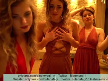 webcam girl bloomyogi capture image #1688440