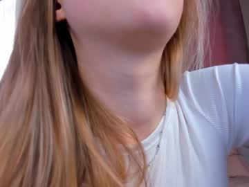 webcam girl milablush capture image #4812858