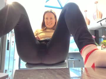webcam girl eatmypie69 capture image #4986524