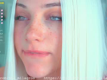 webcam girl mia_milagros capture image #1183856