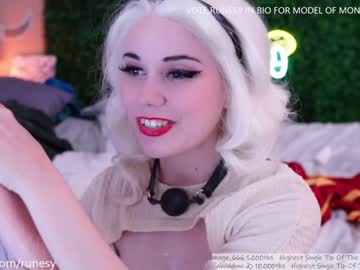 webcam girl runesy capture image #3911354