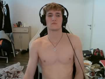 webcam man hotguy_228041 capture image #5608687