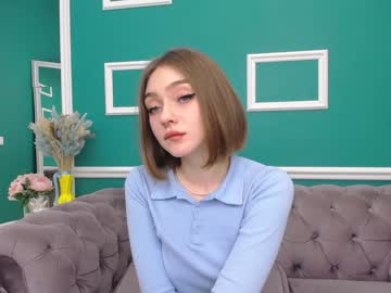 webcam girl adelewilson__ capture image #1492938