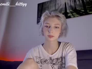 webcam girl lit1le_kitty_ capture image #3340440