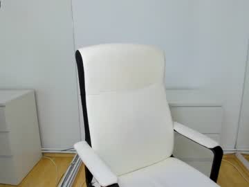 webcam girl ingridblondy94 capture image #3147610