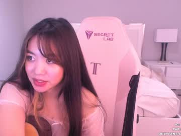 webcam girl clara_chan capture image #2093279