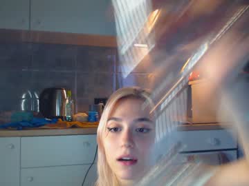 webcam girl holymollylight capture image #53604