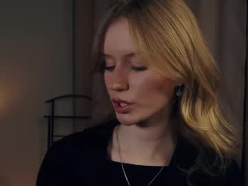 webcam girl rowenacroyle capture image #5610871