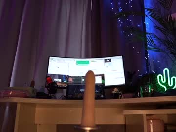 webcam girl kronniekray capture image #142337