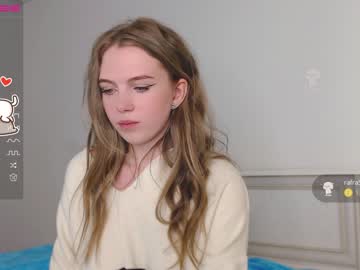 webcam girl small_blondee capture image #4358165