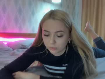 webcam girl meryfoxxx capture image #5282800