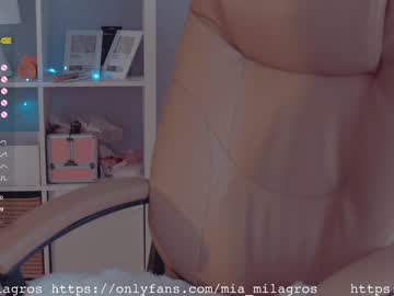 webcam girl mia_milagros capture image #1815177