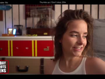 webcam girl hermione_potter_couple capture image #3571073