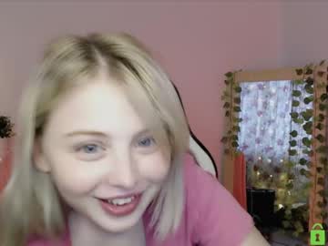 webcam girl shy_blondiee capture image #5336393