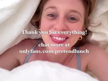 webcam girl pretendlunch capture image #4873874