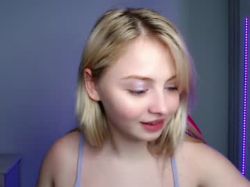 webcam girl shy_blondiee capture image #5267407