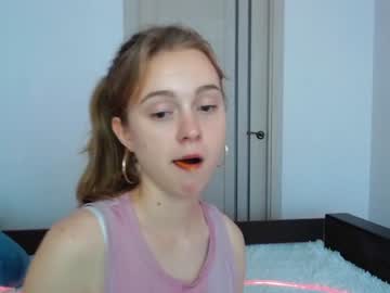webcam girl shy_mirabel capture image #3167904
