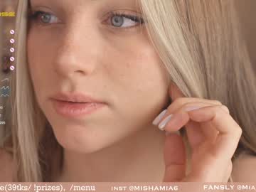 webcam girl mia_milagros capture image #5000044