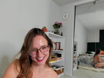webcam girl innocentprovenguilty capture image #734205