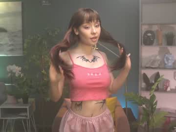 webcam girl ella_knockers_xl capture image #2871208