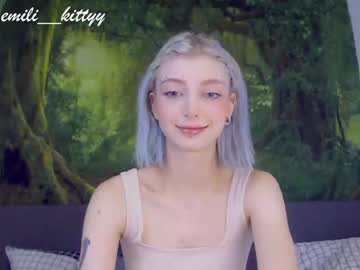 webcam girl lit1le_kitty_ capture image #3302023