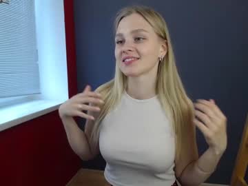 webcam girl dianaflo__ capture image #2879674