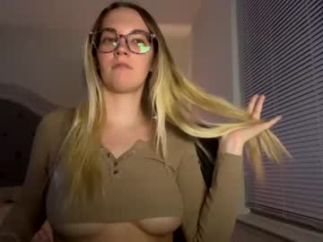 webcam girl mariah95 capture image #4532846