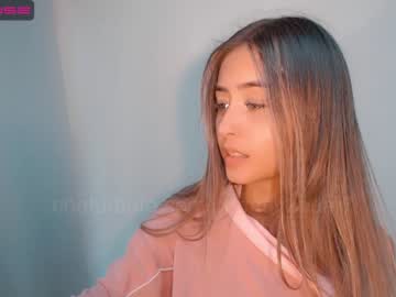 webcam girl gummy_bear7 capture image #1963985