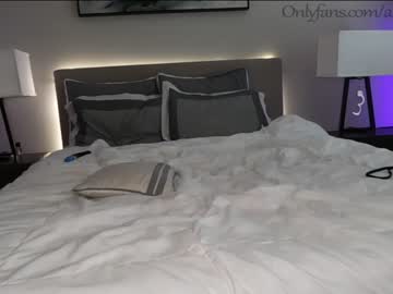 webcam couple ari_lovexo capture image #2511570