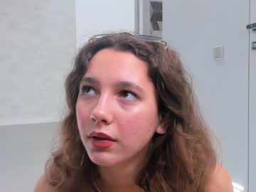 webcam girl sallyscotth capture image #5512086