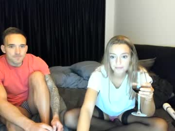 webcam couple watch_us_now_123 capture image #4129953