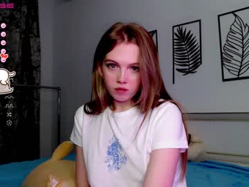 webcam girl small_blondee capture image #4651557