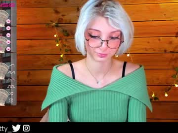 webcam girl lit1le_kitty_ capture image #4050355