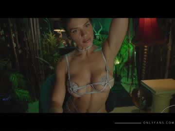 webcam girl lucieoude_ capture image #3670858