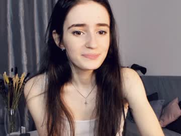 webcam girl lisawoo capture image #529179