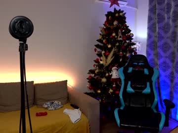 webcam girl naughtyrider69 capture image #1106071