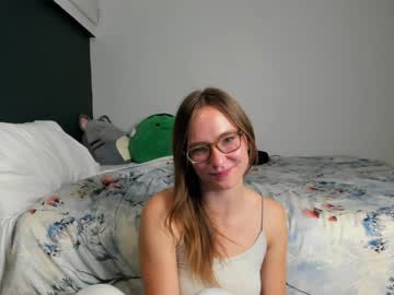 webcam girl innocentprovenguilty capture image #724823