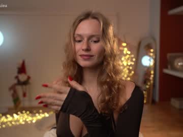 webcam girl chillwithkira capture image #4820540