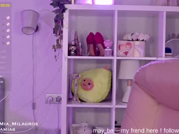 webcam girl mia_milagros capture image #4543972