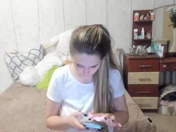 webcam girl emmika_ capture image #3776033