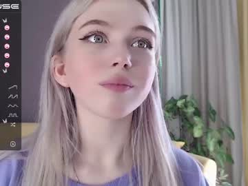 webcam girl small_blondee capture image #2323903