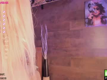 webcam girl yolandabertha capture image #5371522